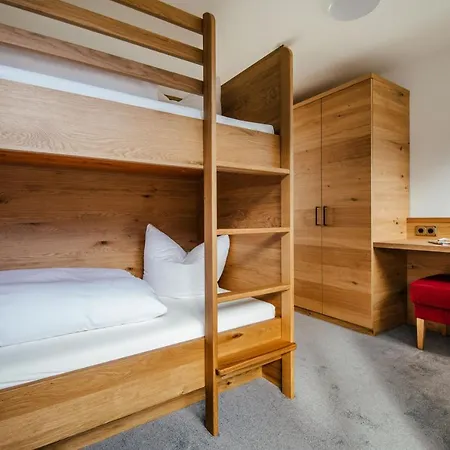 Πανσιόν Alpenstueble Mittelberg