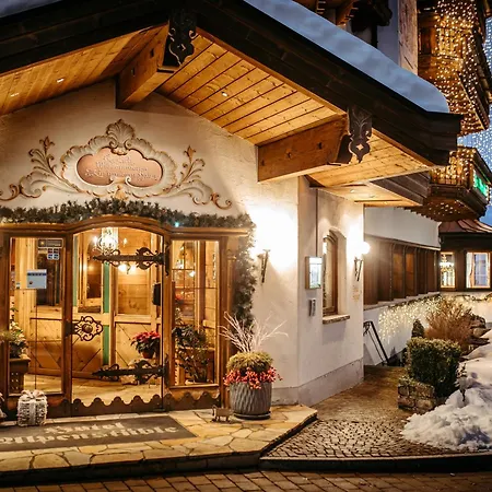 Πανσιόν Alpenstueble 4*