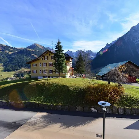 Alpenstueble 4*